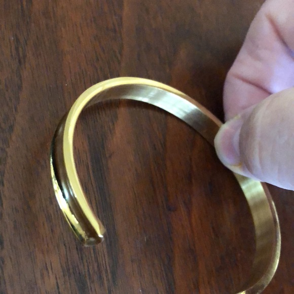 Cuff Elastic Ponytail Holder Bracelet in Goldtone - Picture 9 of 11